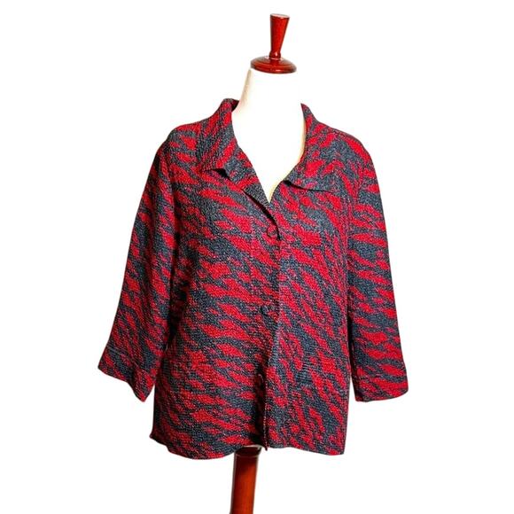 Chico's Travelers jacket black red crinkle button close & pockets Sz 2 US US L - Picture 1 of 9
